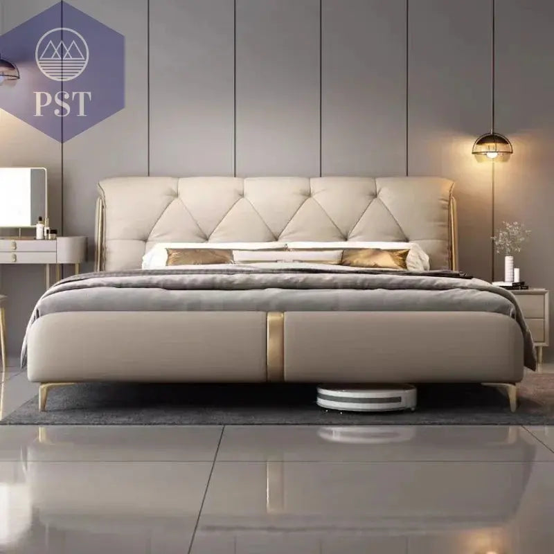 Luxuriöses King-Size Bettgestell aus Holz PST PS Tradings  PST PS Tradings  PST PS Tradings